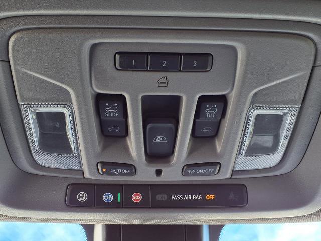 Used 2020 GMC Sierra 3500 Denali w/ Denali Ultimate Package image 18