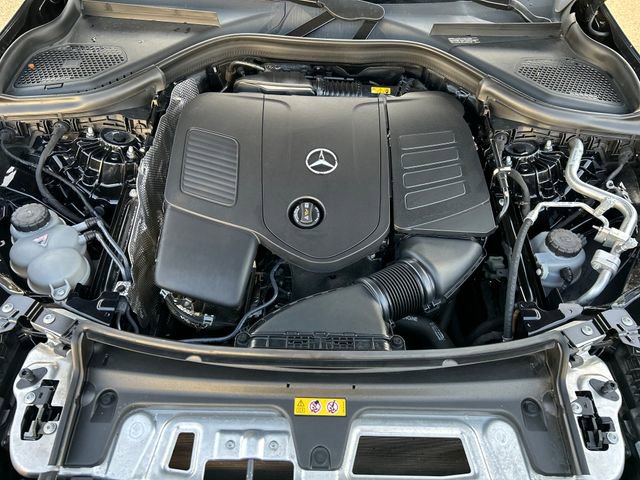 Used 2024 Mercedes-Benz GLC 300 4MATIC image 48