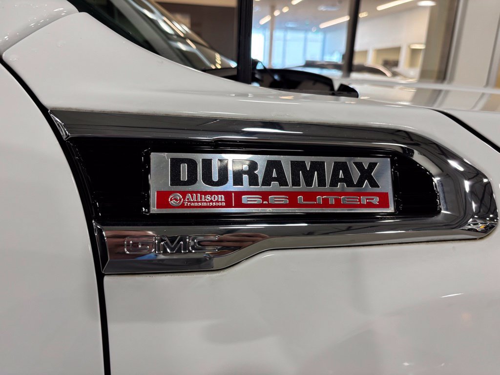 Used 2021 GMC Sierra 3500 Denali w/ Denali Ultimate Package AWD/4WD image 7