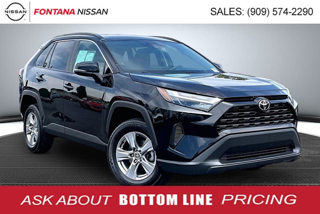 Used 2023 Toyota RAV4 XLE FWD image 1