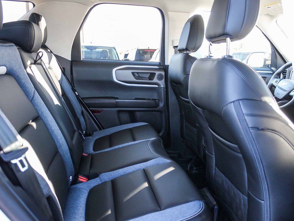 New 2025 Ford Bronco Sport Outer Banks w/ Sasquatch Outer Banks Package image 17