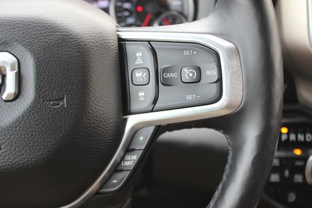 Used 2020 RAM 1500 Laramie AWD/4WD image 17