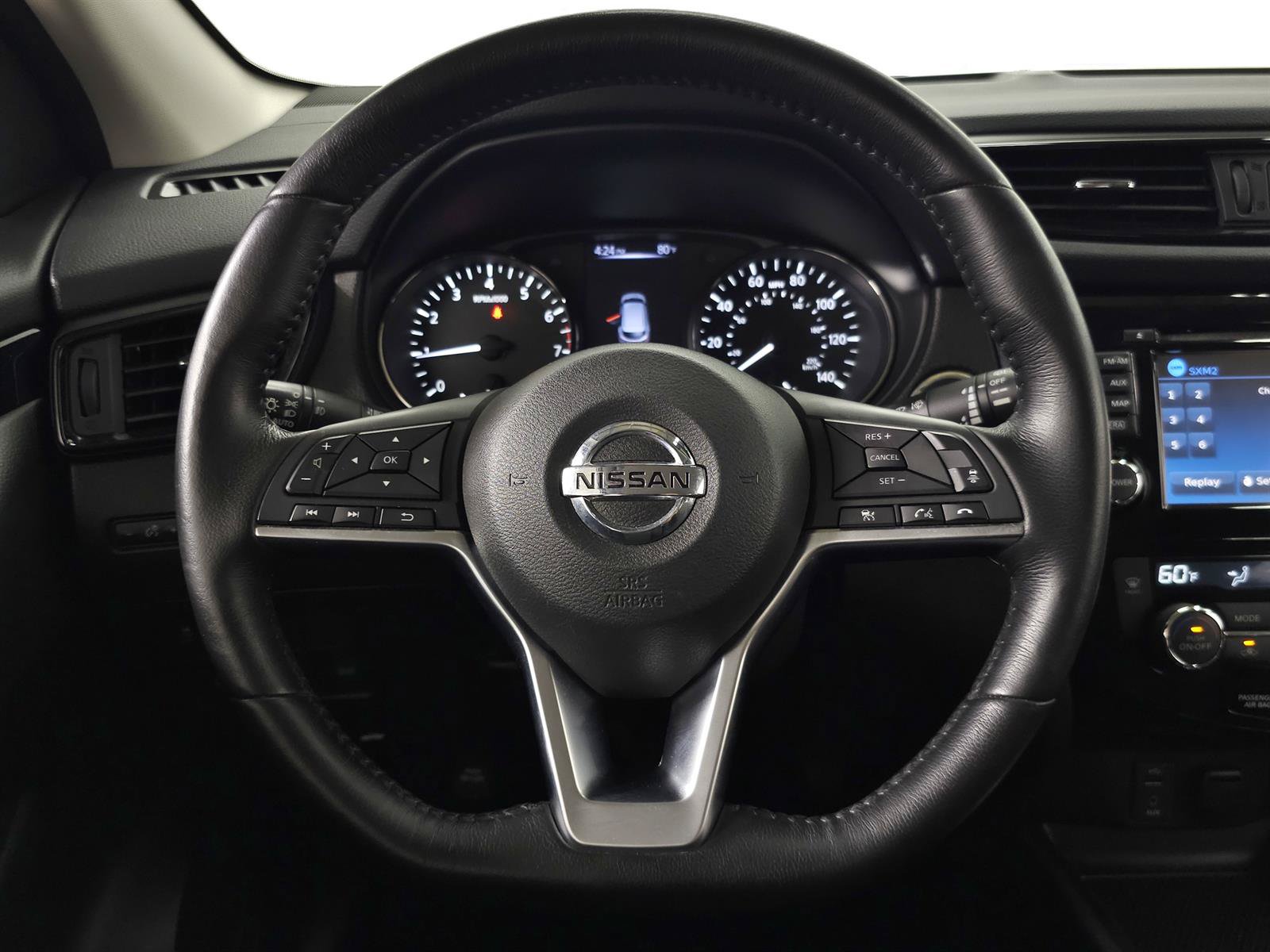 Used 2018 Nissan Rogue Sport SV w/ SV Technology Package AWD/4WD image 16