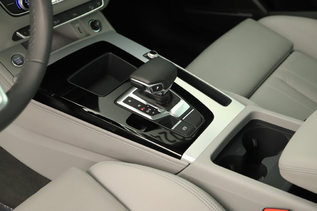 Certified 2024 Audi Q5 2.0T Premium Plus AWD/4WD image 17