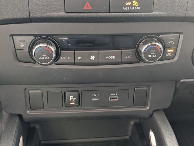 Used 2022 Nissan Frontier SV w/ Technology Package image 21