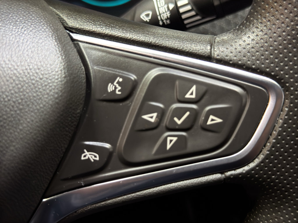 Used 2025 Chevrolet Malibu LT FWD image 22