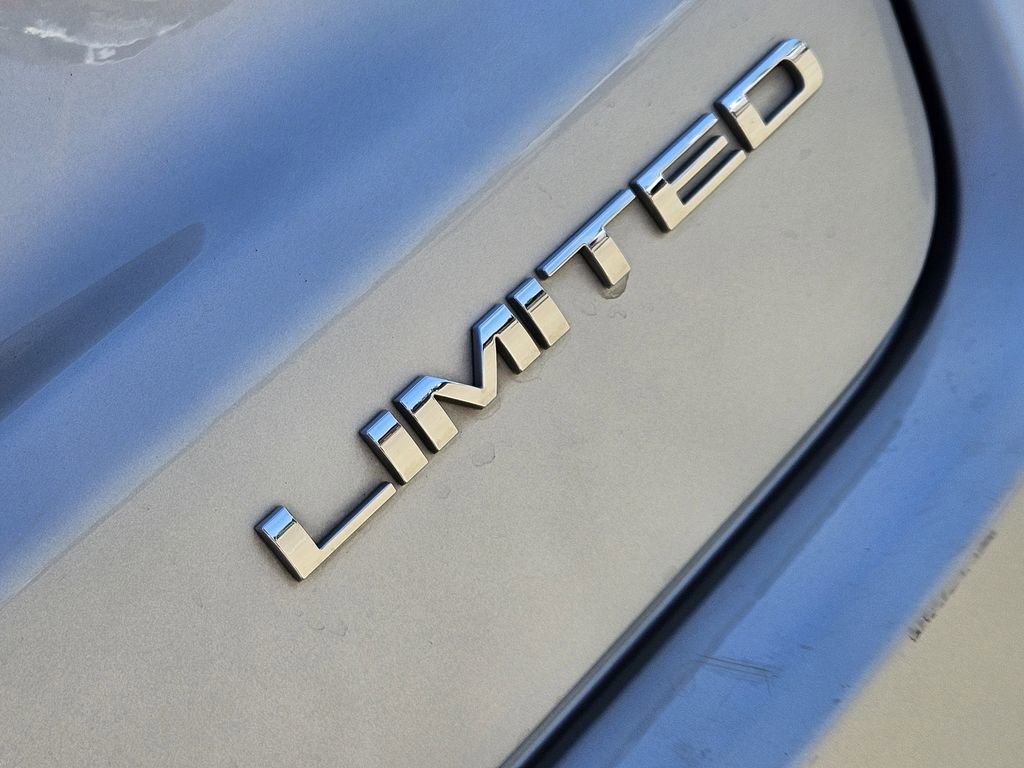 Used 2025 Jeep Compass Limited AWD/4WD image 15
