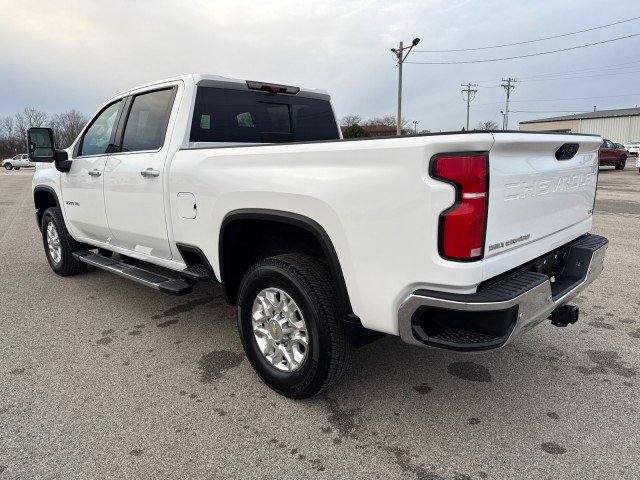 Used 2024 Chevrolet Silverado 3500 LTZ w/ LTZ Convenience Package RWD image 5
