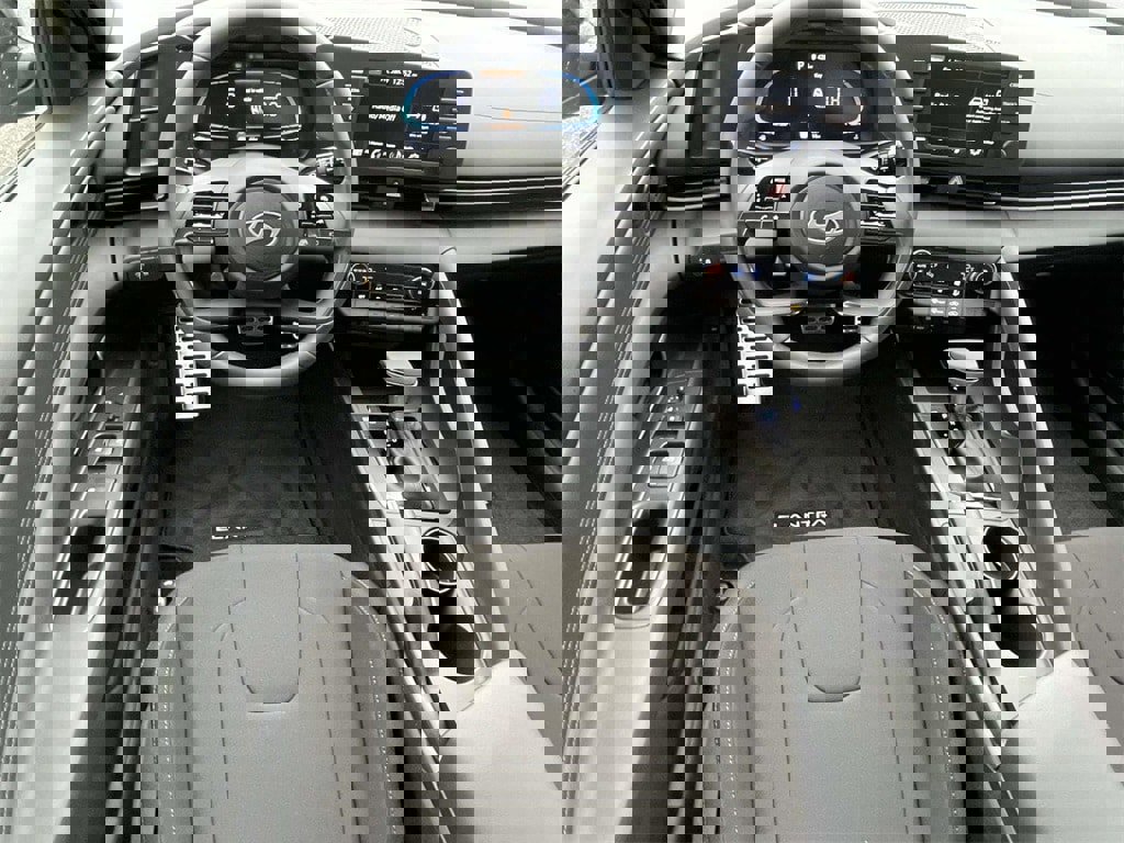 New 2026 Hyundai Elantra Sport image 11