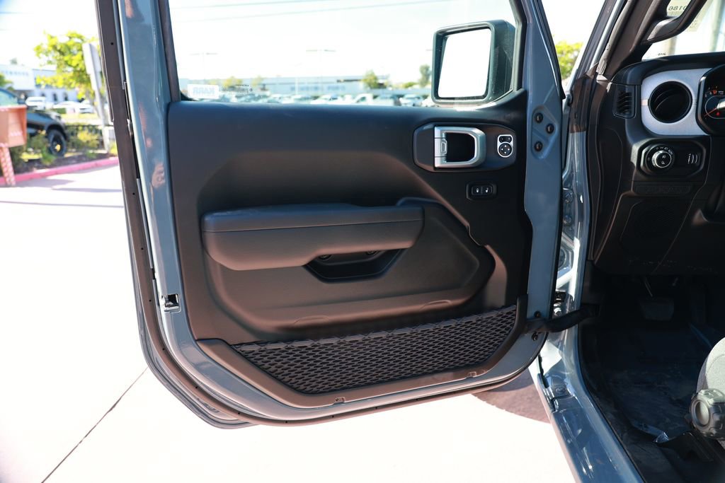 New 2026 Jeep Gladiator Sport image 11