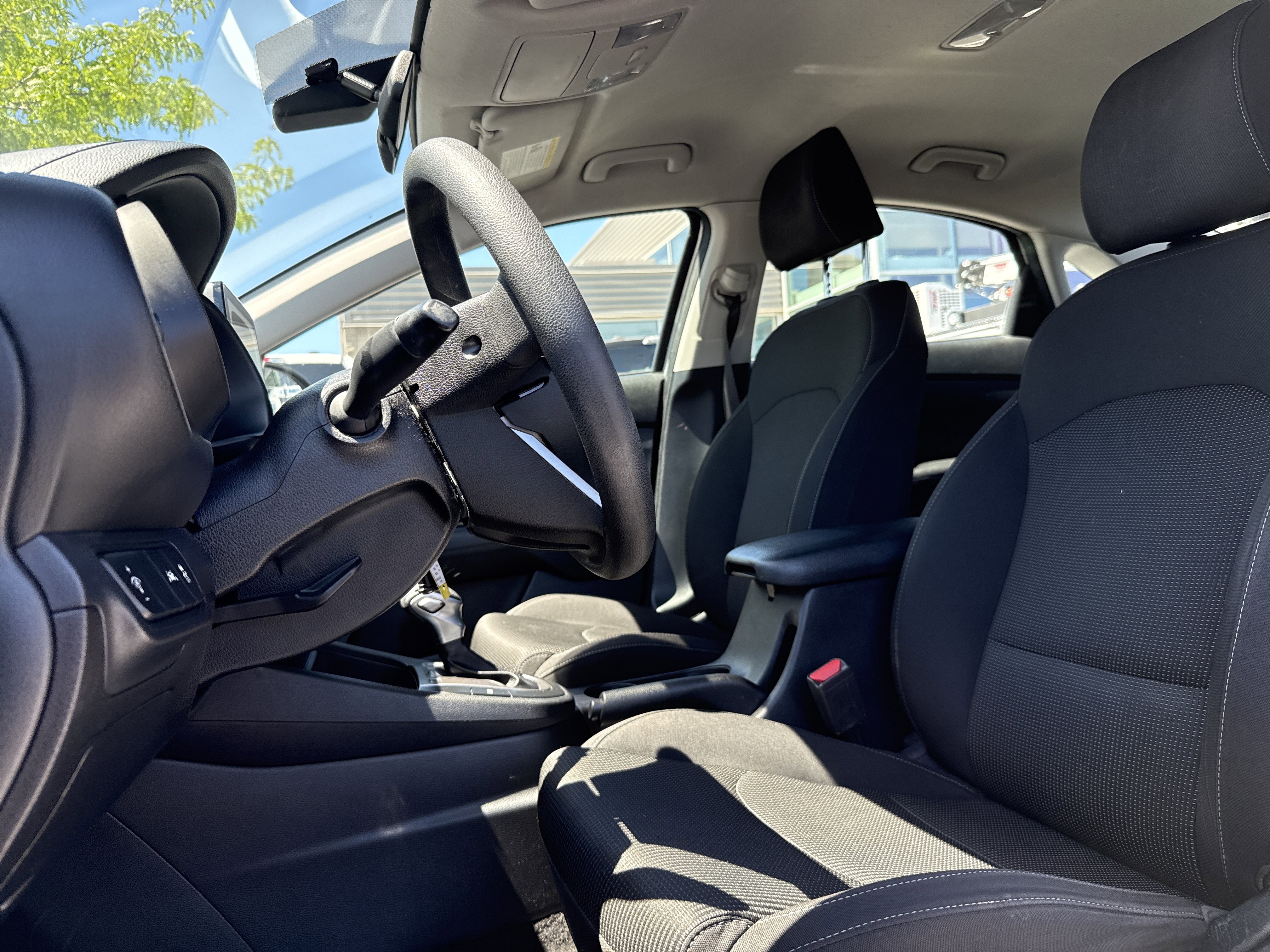 Used 2019 Kia Forte LXS FWD image 11