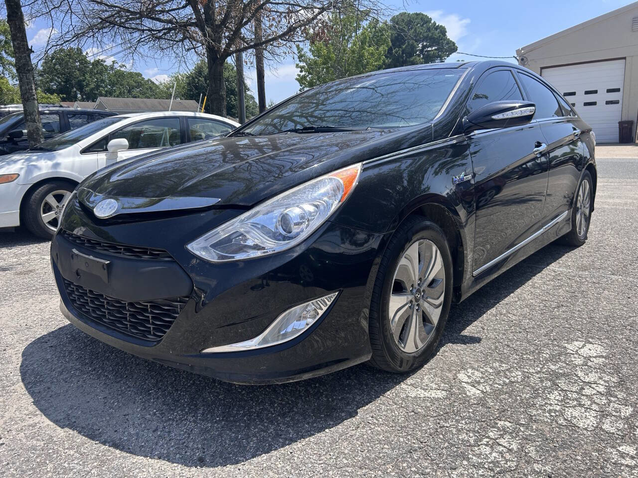 Used 2013 Hyundai Sonata Limited FWD image 2