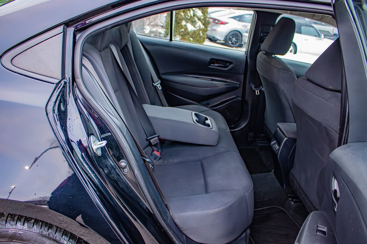 Used 2023 Toyota Corolla LE FWD image 14