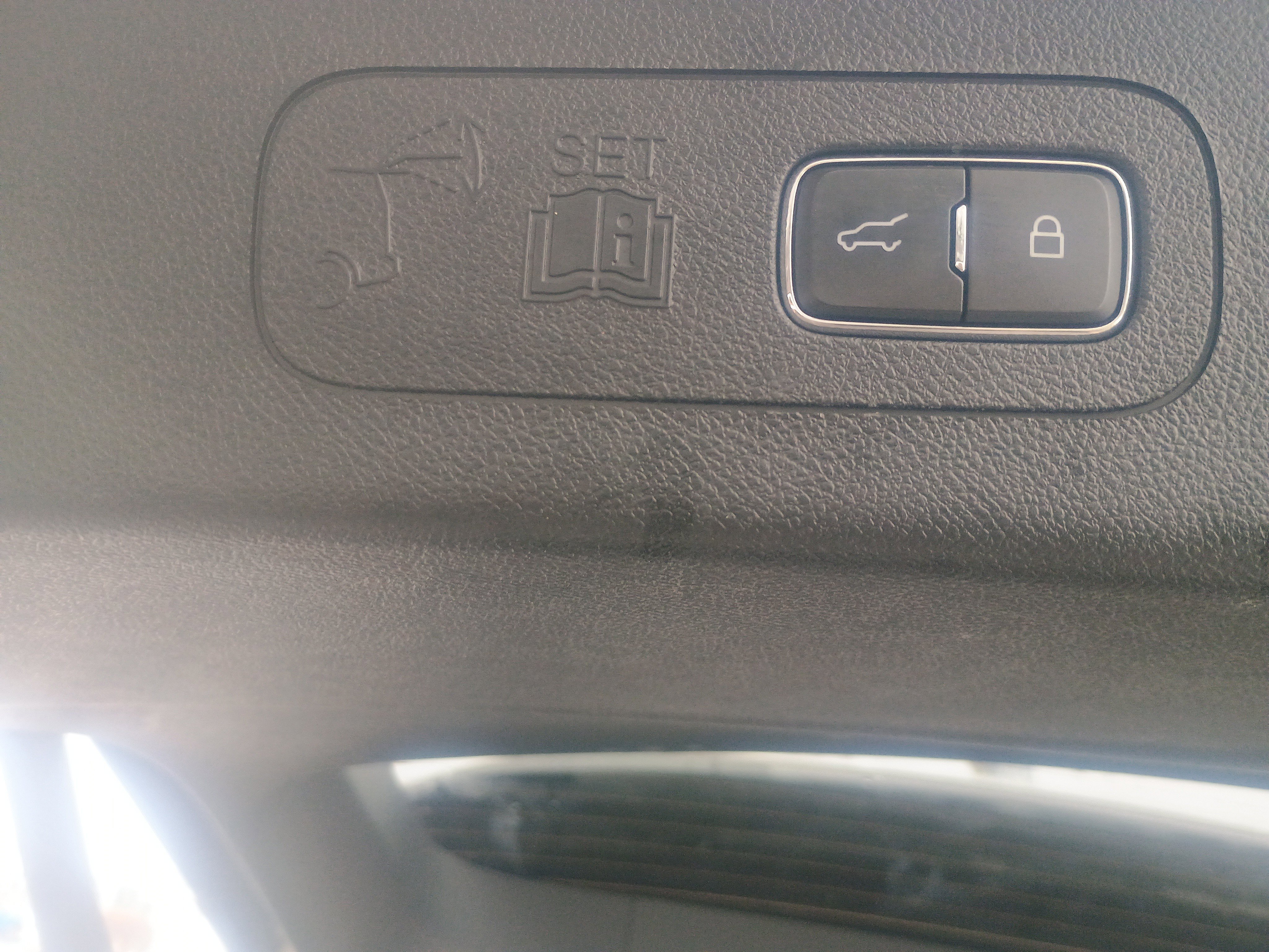 Used 2023 Lincoln Aviator Reserve image 12