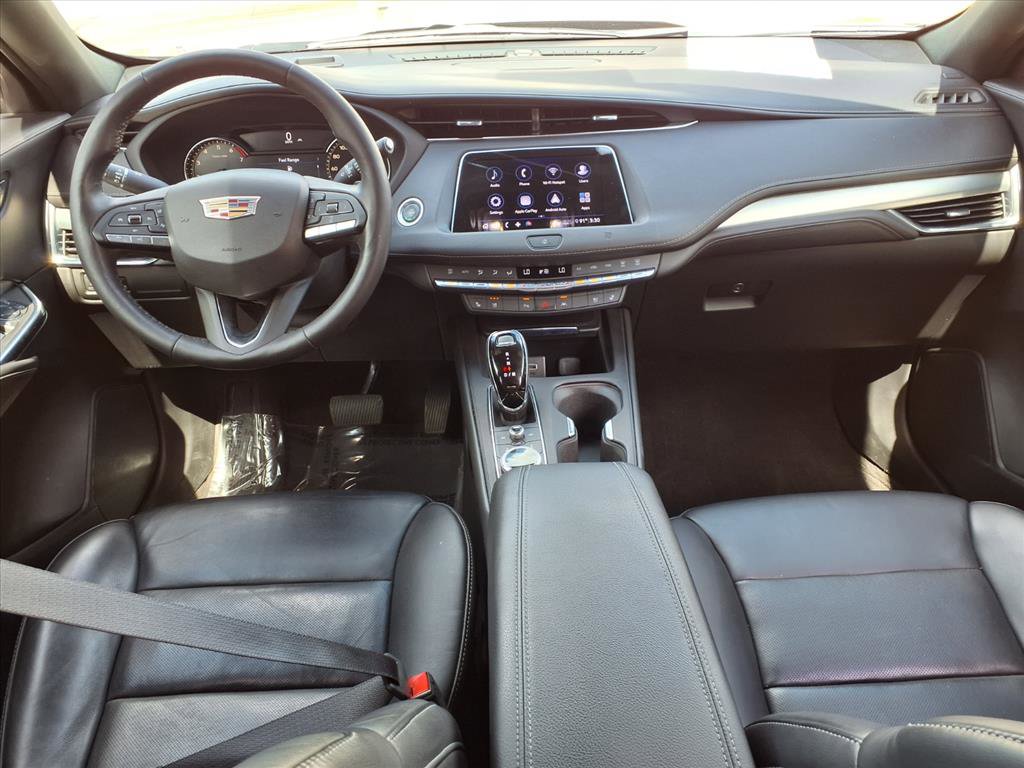 Used 2020 Cadillac XT4 Premium Luxury FWD image 15