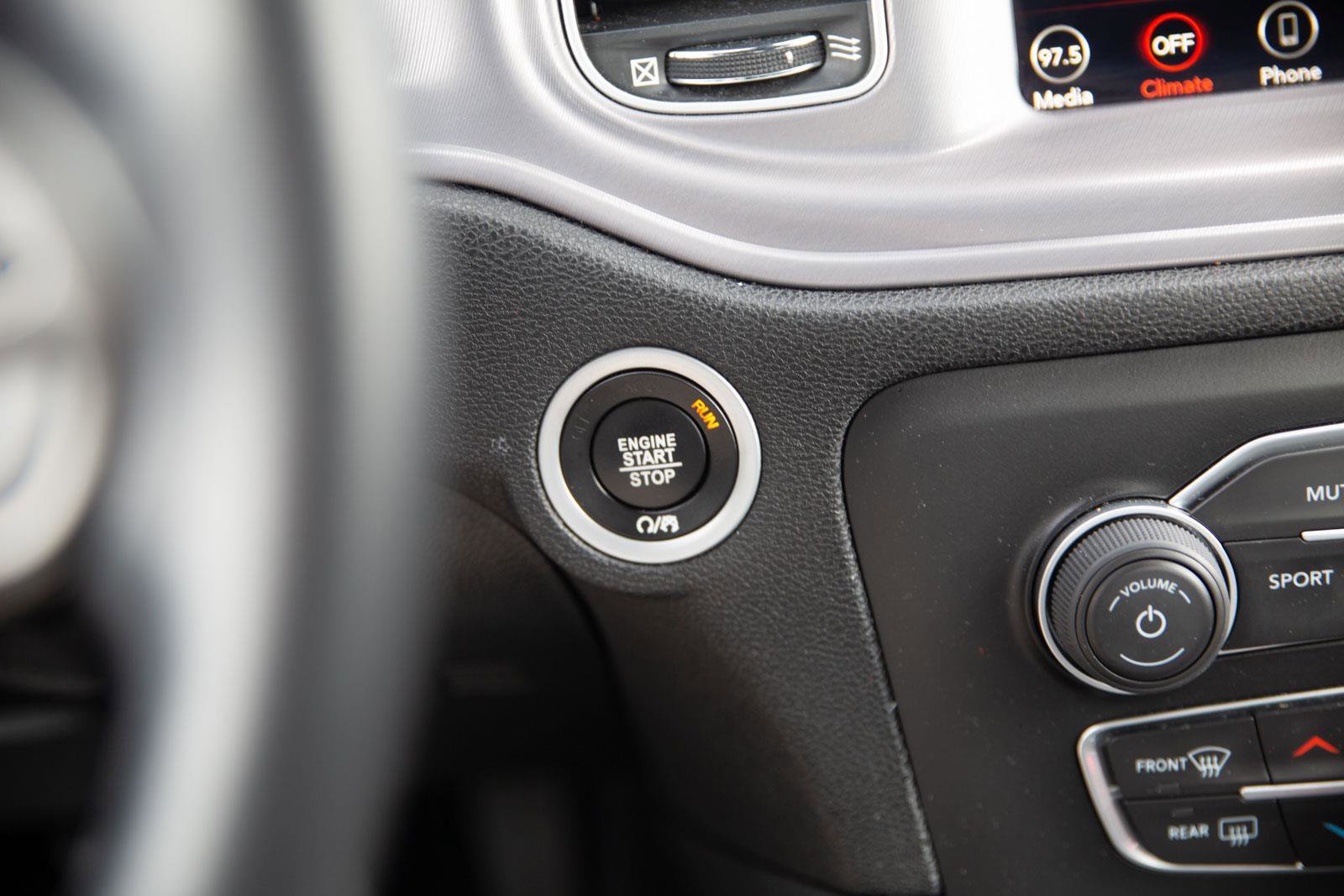 Used 2023 Dodge Charger SXT image 7