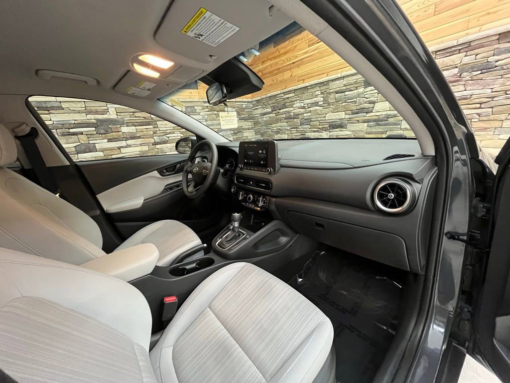 Used 2023 Hyundai Kona SEL w/ Cargo Package image 41