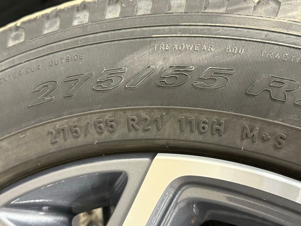 Used 2022 Rivian R1T Adventure image 36