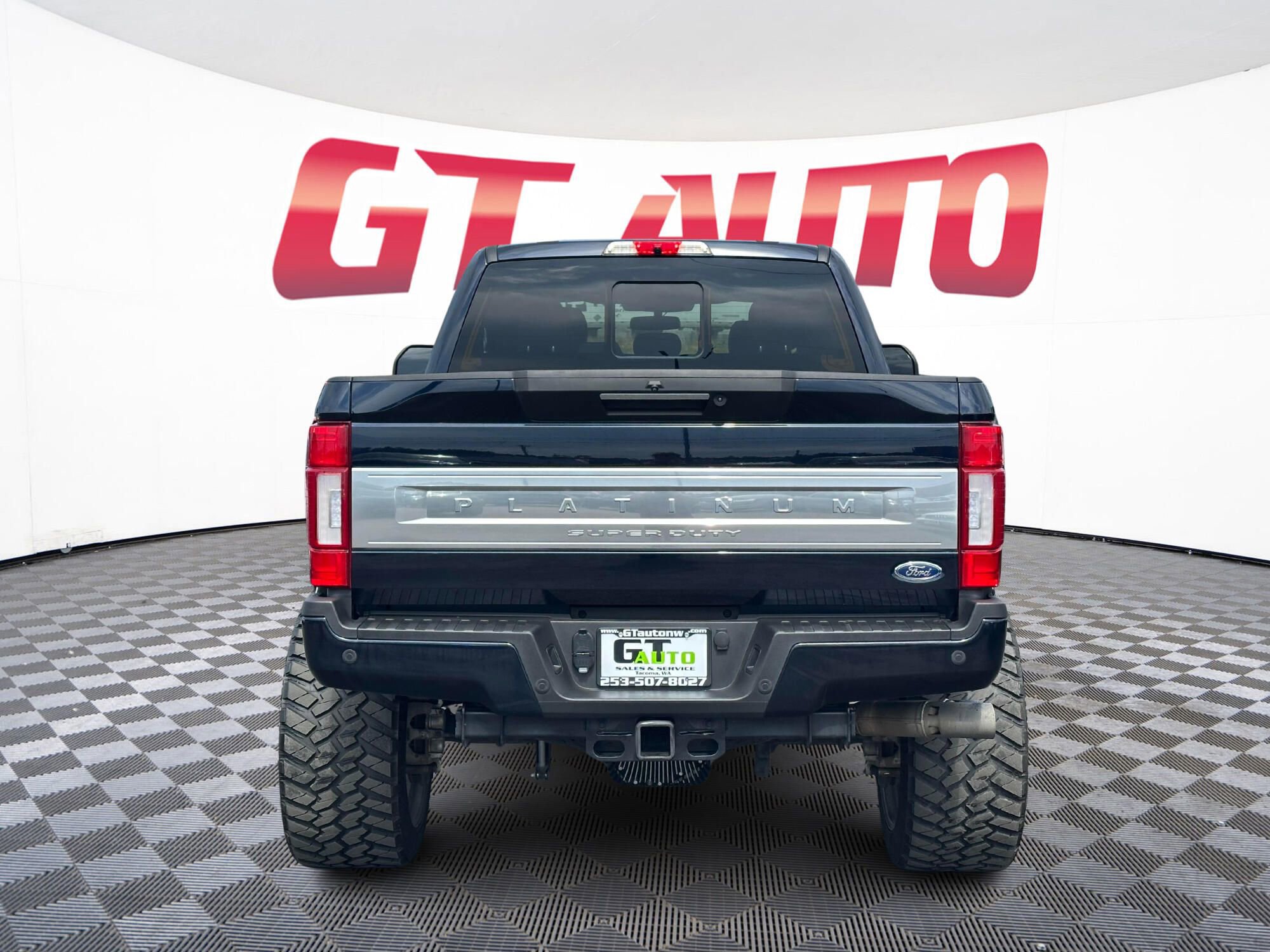 Used 2022 Ford F250 Platinum w/ FX4 Off-Road Package image 6