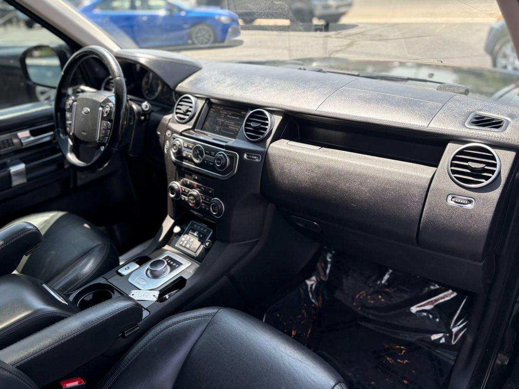 Used 2015 Land Rover LR4 HSE LUX AWD/4WD image 24