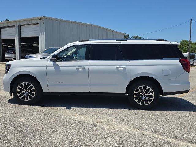 Used 2025 Ford Expedition Max Platinum AWD/4WD image 2
