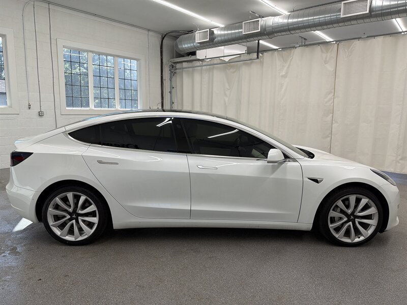 Used 2019 Tesla Model 3 Long Range AWD/4WD image 4