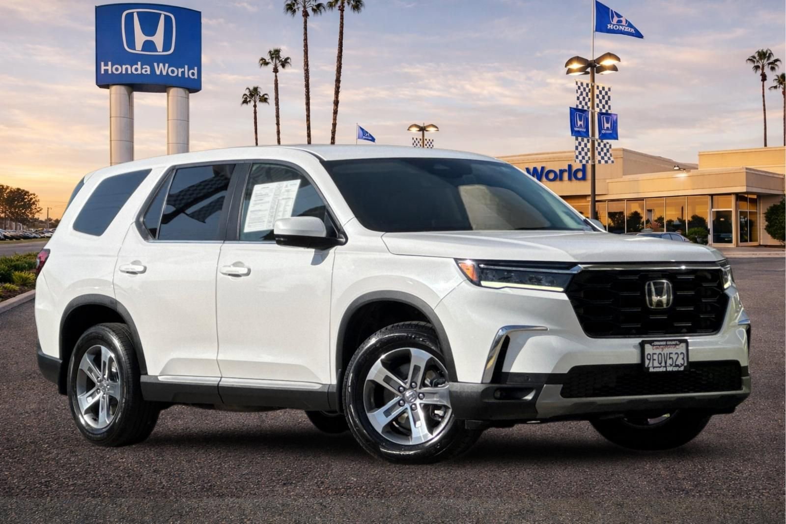 Certified 2023 Honda Pilot EX-L image 2