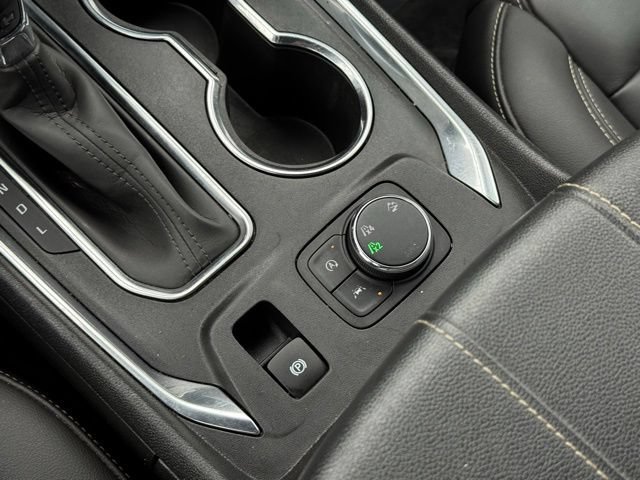 Certified 2023 Chevrolet Traverse LT AWD/4WD image 18