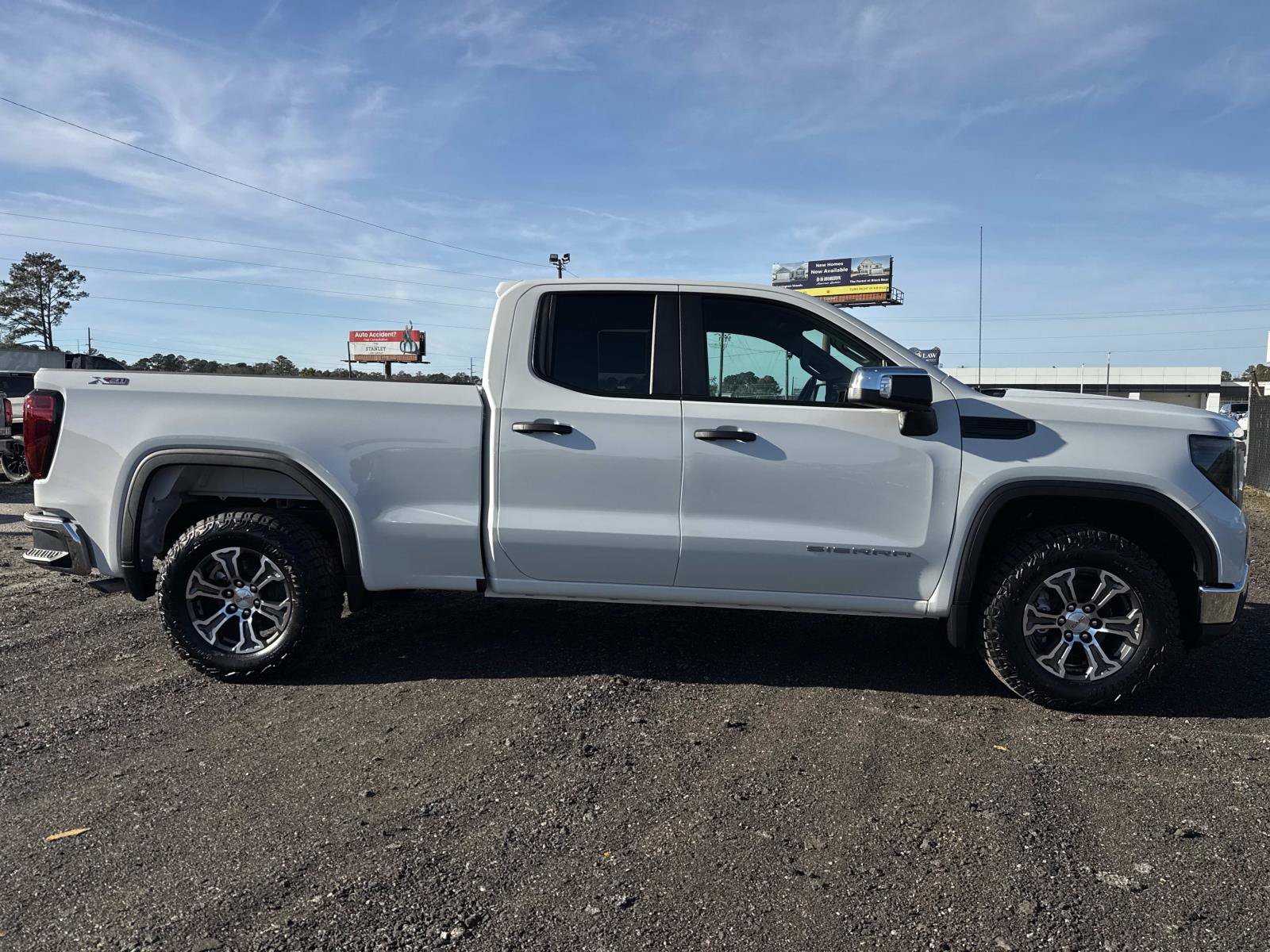 New 2026 GMC Sierra 1500 Pro w/ Pro Value Package AWD/4WD image 2