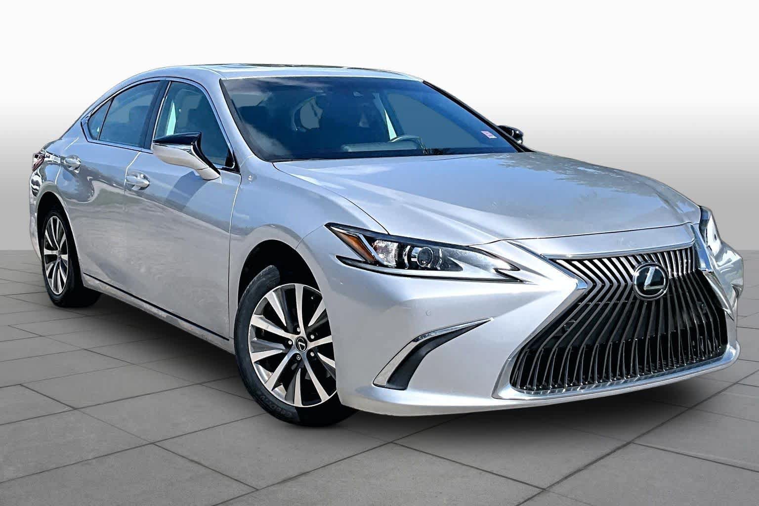 Used 2019 Lexus ES 350 w/ Premium Package FWD image 3