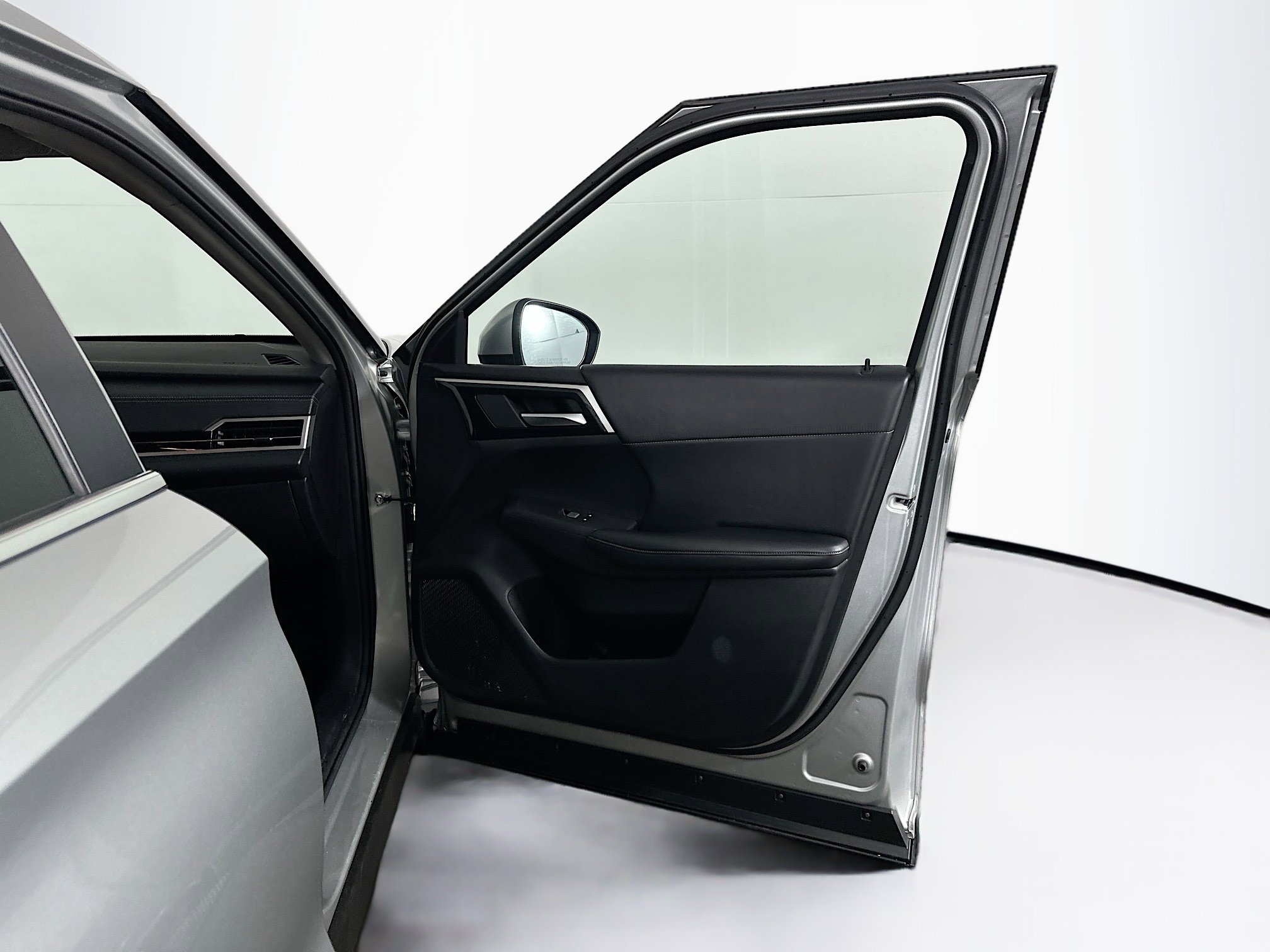 Used 2024 Mitsubishi Outlander SE image 32