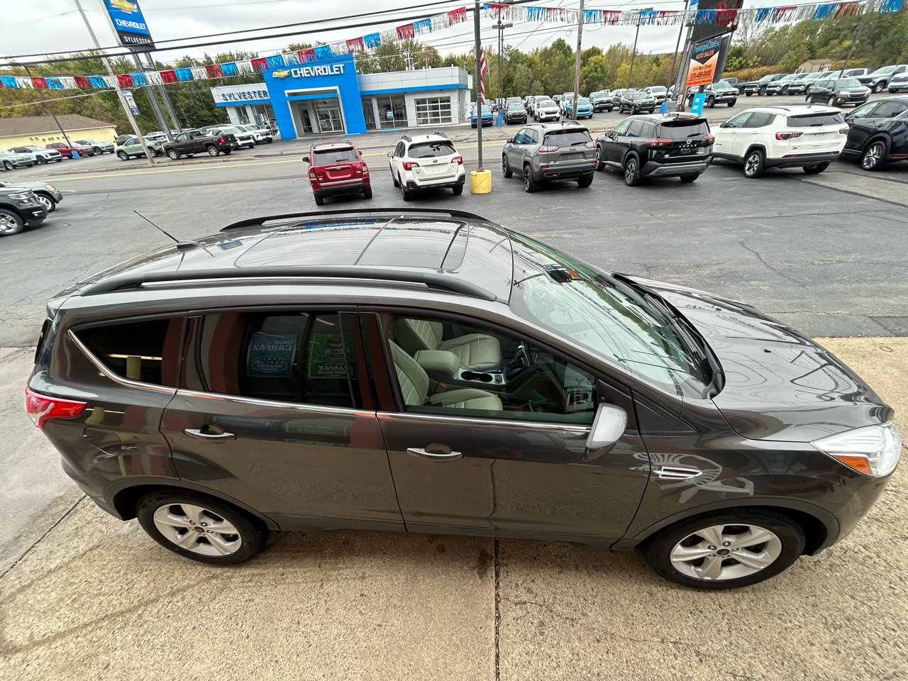 Used 2015 Ford Escape SE w/ Equipment Group 201A image 7