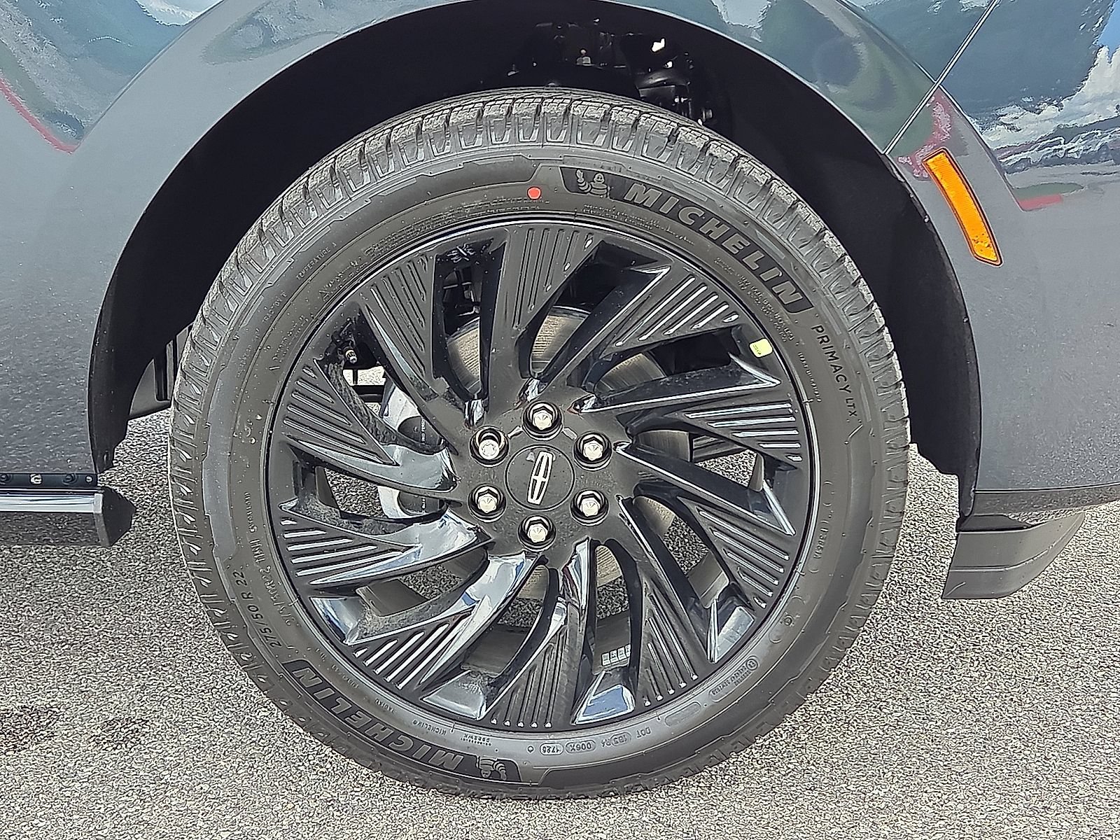 New 2026 Lincoln Navigator L Reserve w/ Jet Appearance Package AWD/4WD image 7