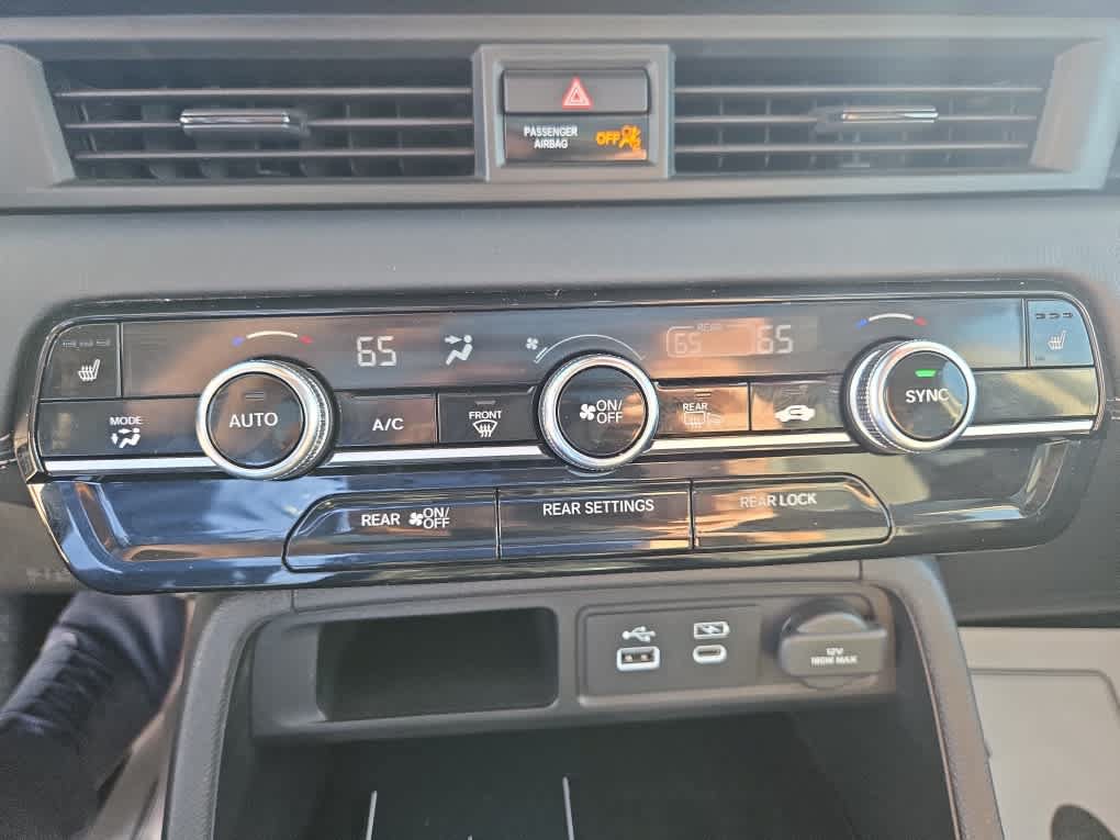 Certified 2023 Honda Pilot Touring image 39