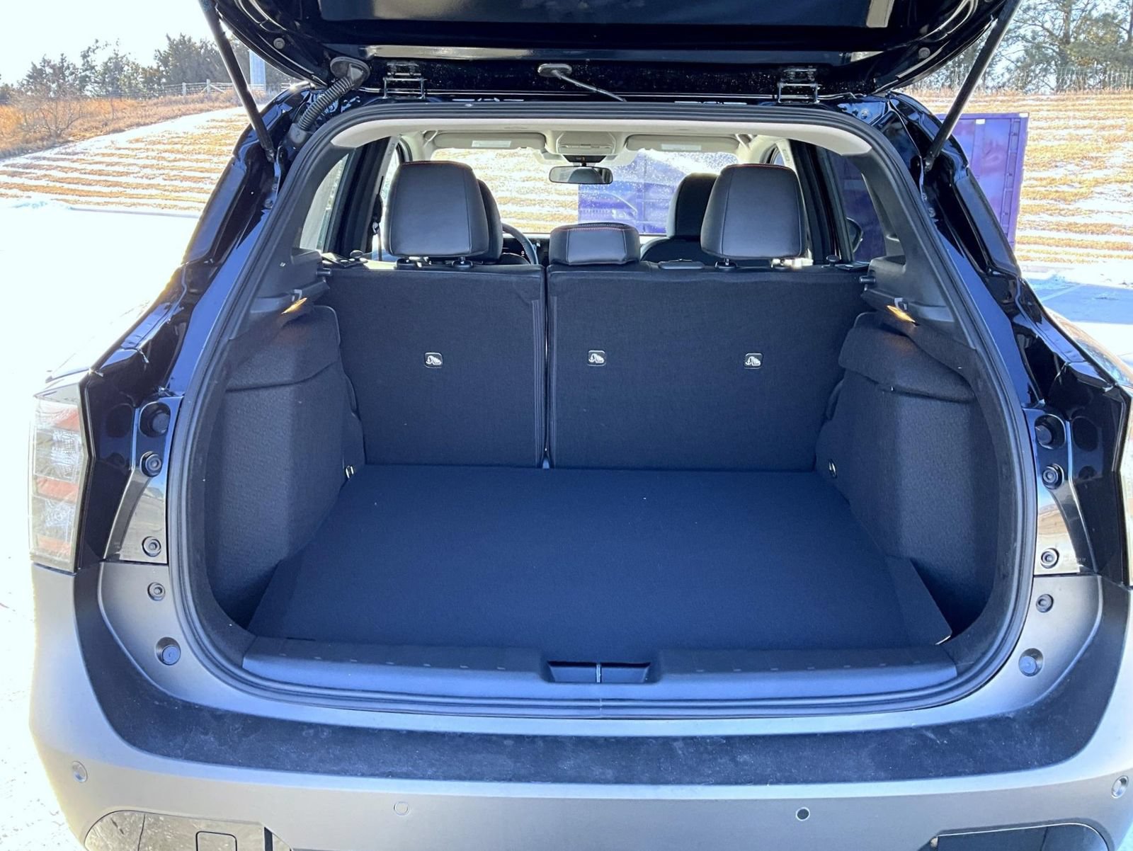 New 2026 Nissan Kicks SR w/ Cold Weather Package AWD/4WD image 9