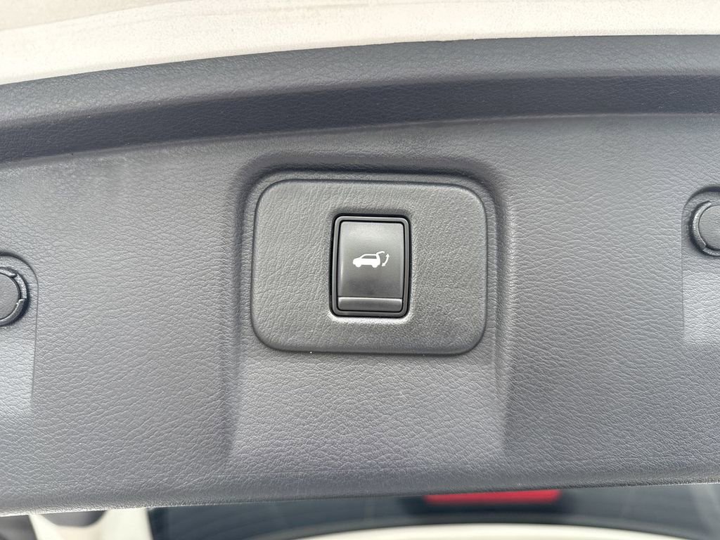 Used 2020 Nissan Murano Platinum AWD/4WD image 18