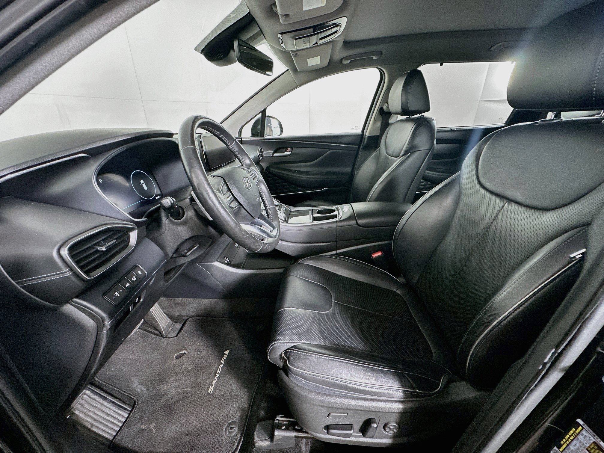 Used 2022 Hyundai Santa Fe Limited AWD/4WD image 13