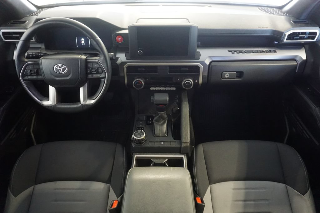 Used 2024 Toyota Tacoma TRD Off-Road AWD/4WD image 20