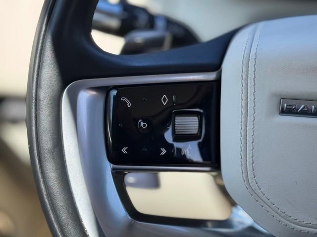 Used 2022 Land Rover Range Rover Long Wheelbase SE image 23
