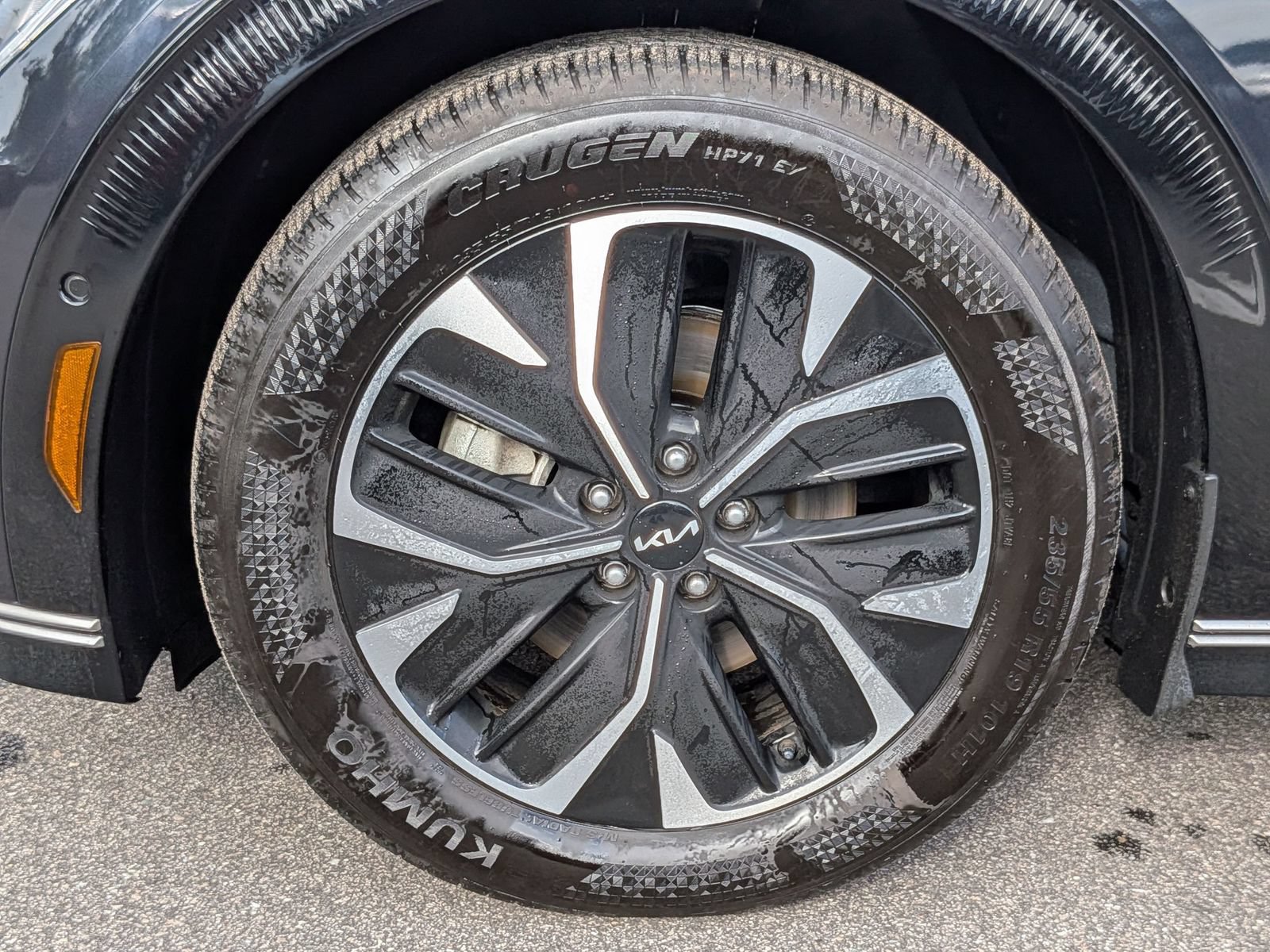 Used 2024 Kia EV6 Wind w/ Wind Technology Package AWD/4WD image 10