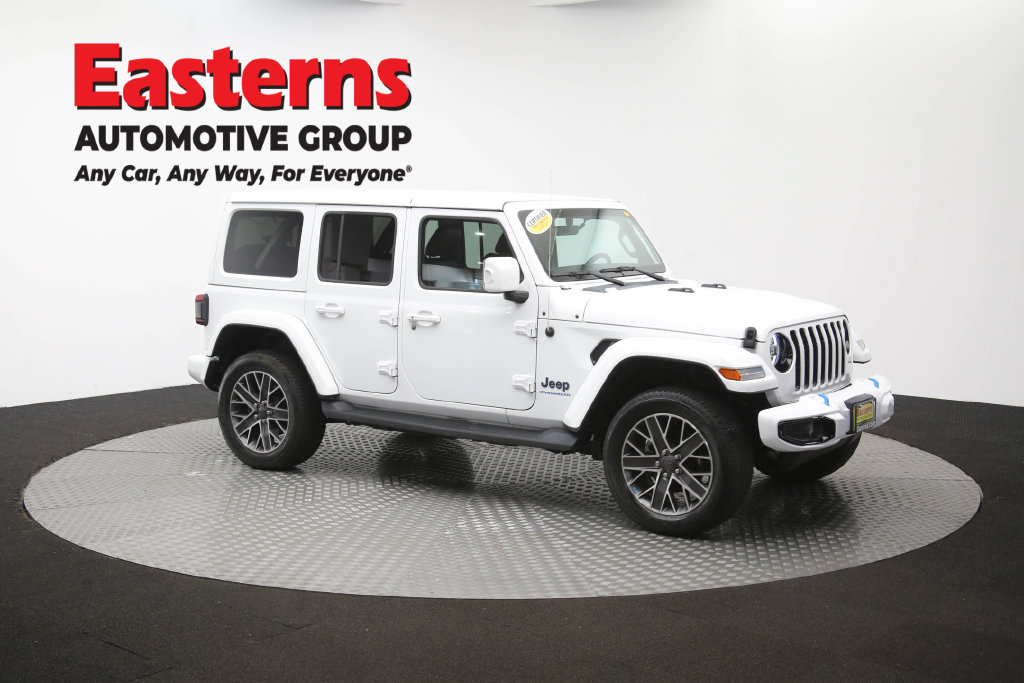 Used 2023 Jeep Wrangler Unlimited Sahara AWD/4WD image 51