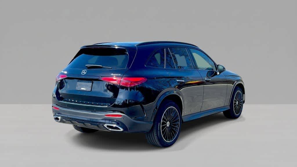 Used 2025 Mercedes-Benz GLC 300 4MATIC image 5