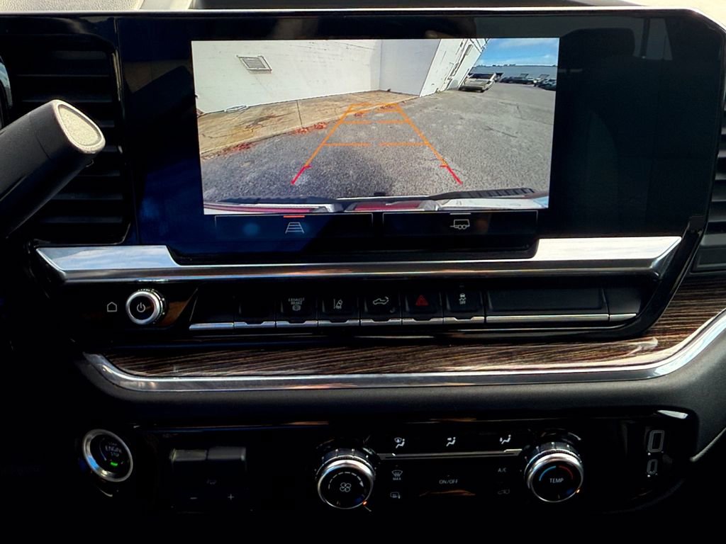 Used 2024 GMC Sierra 2500 SLE image 18