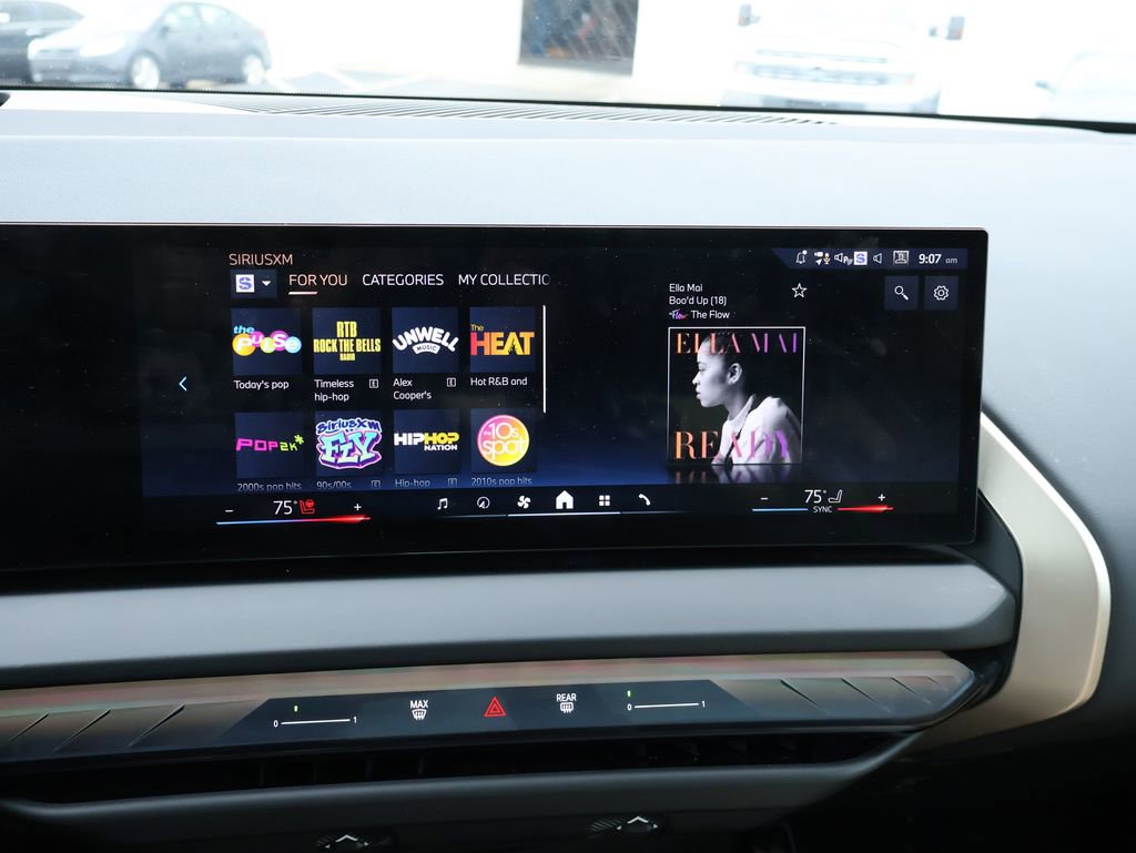 Certified 2025 BMW X3 xDrive30i w/ Premium Package image 24