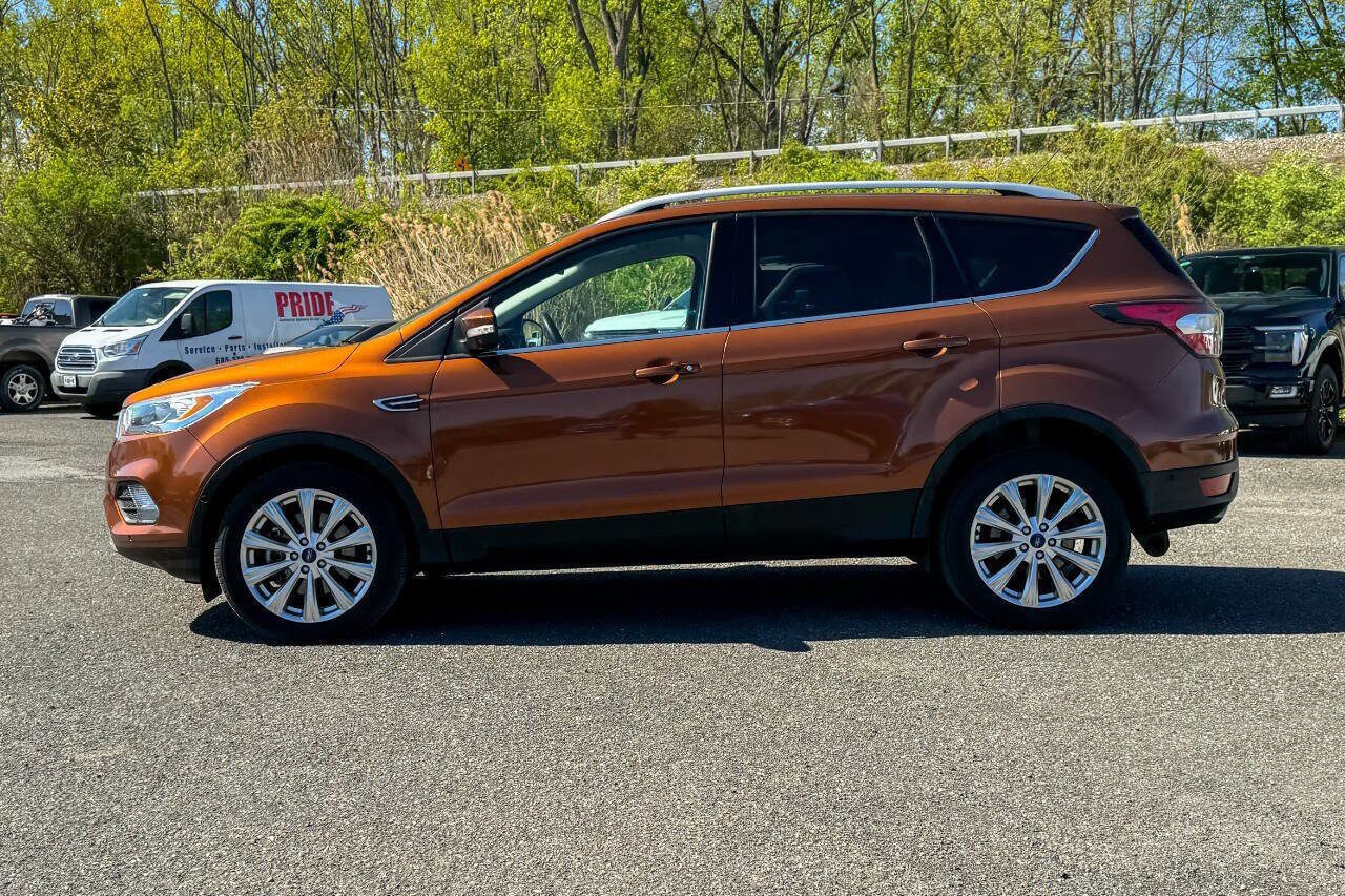 Used 2017 Ford Escape Titanium w/ Equipment Group 301A AWD/4WD image 6