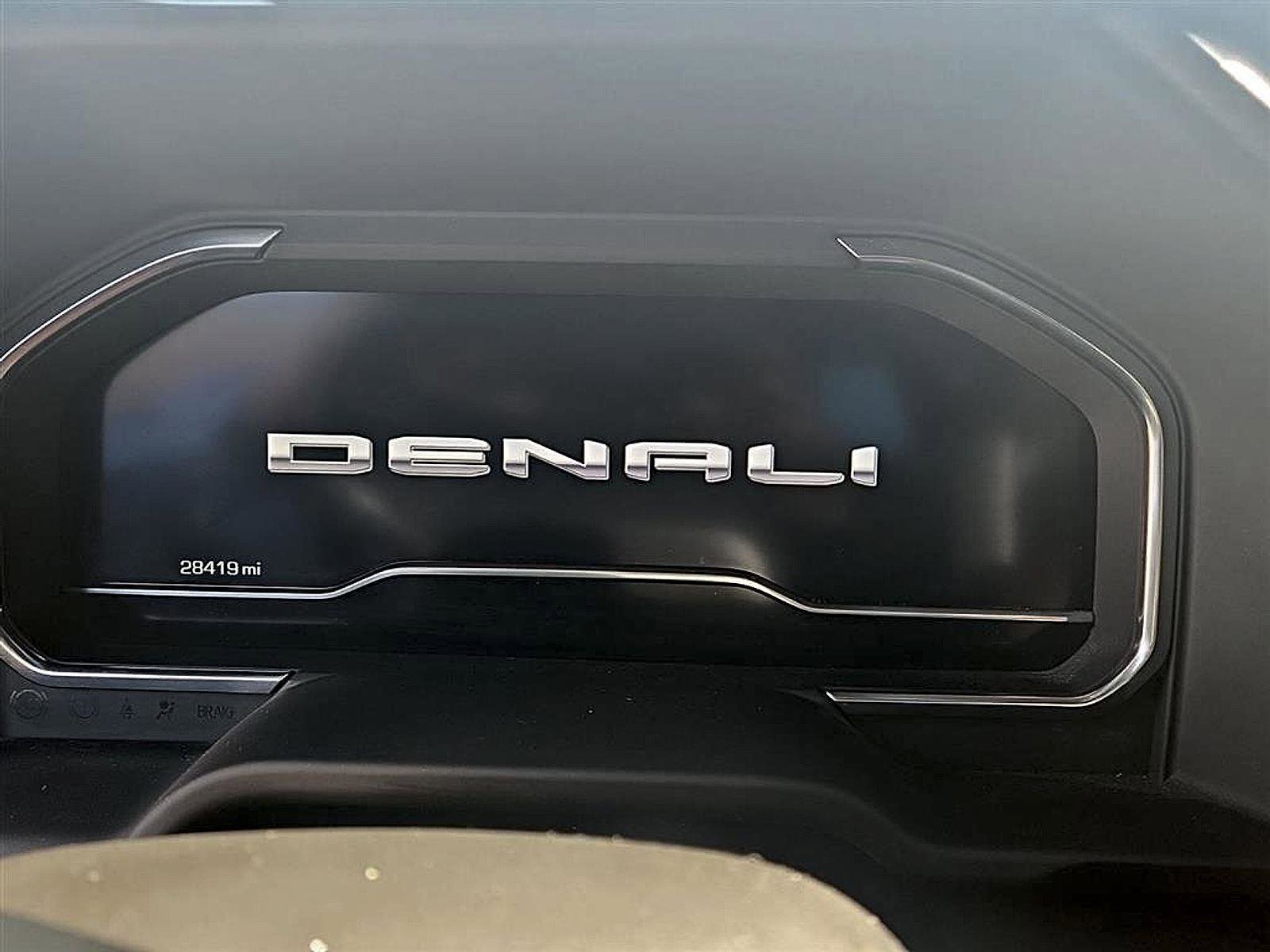 Used 2025 GMC Sierra 3500 Denali Ultimate image 12