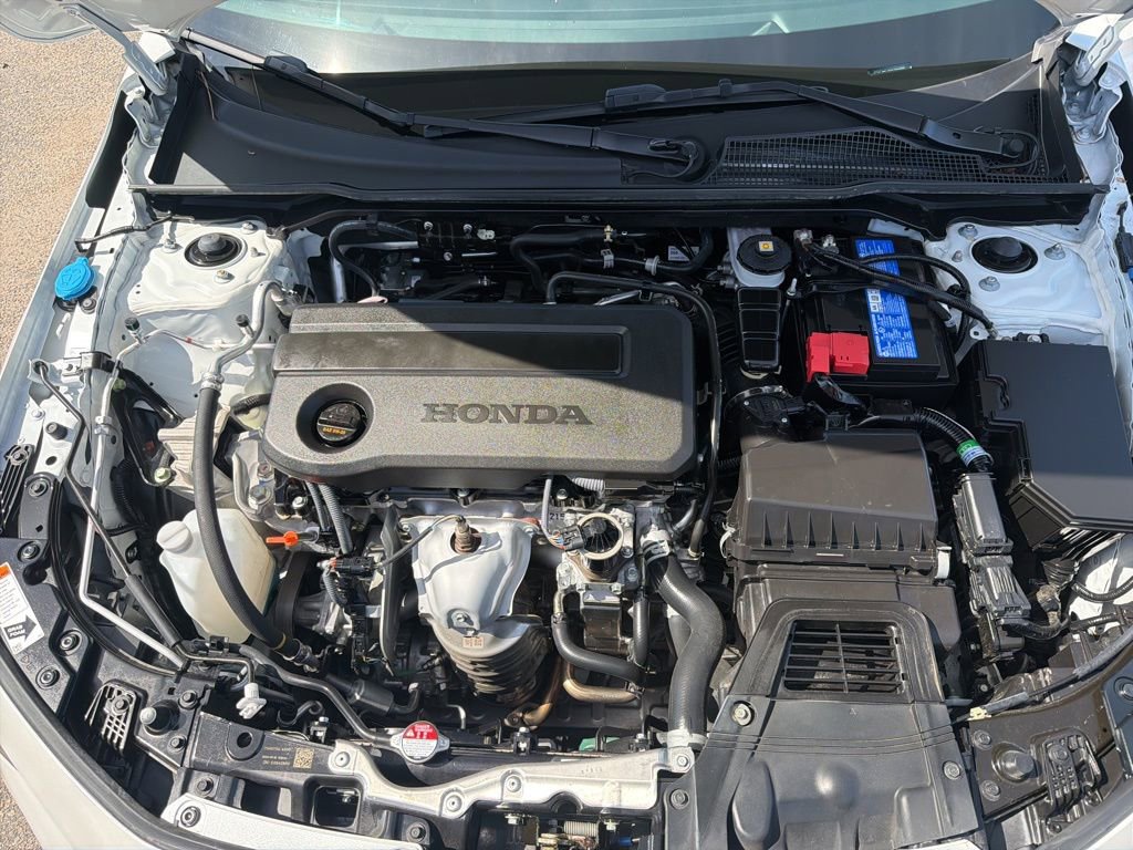 Used 2025 Honda Civic Sport image 10