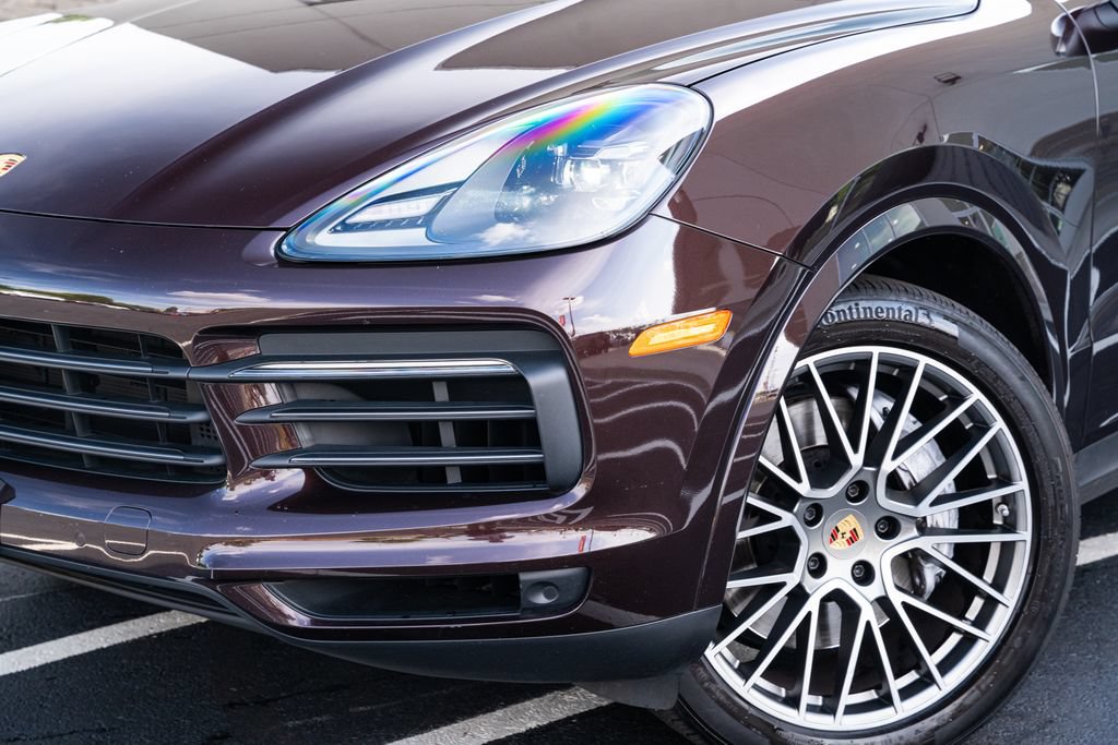 Used 2023 Porsche Cayenne Platinum Edition AWD/4WD image 3