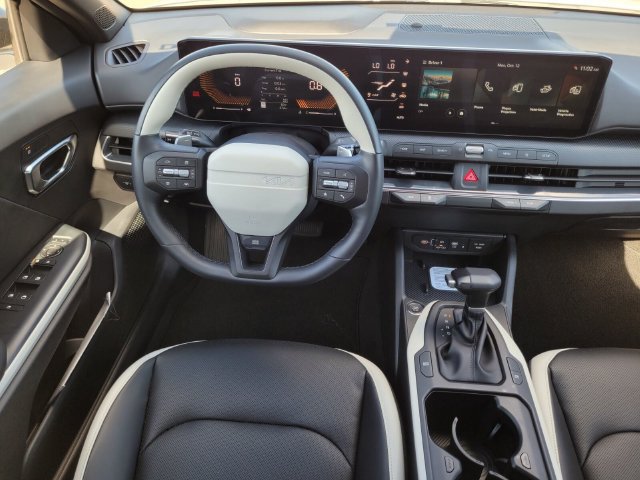 New 2026 Kia K4 EX FWD image 13