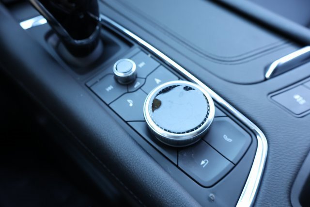 Used 2024 Cadillac XT6 Premium Luxury image 28